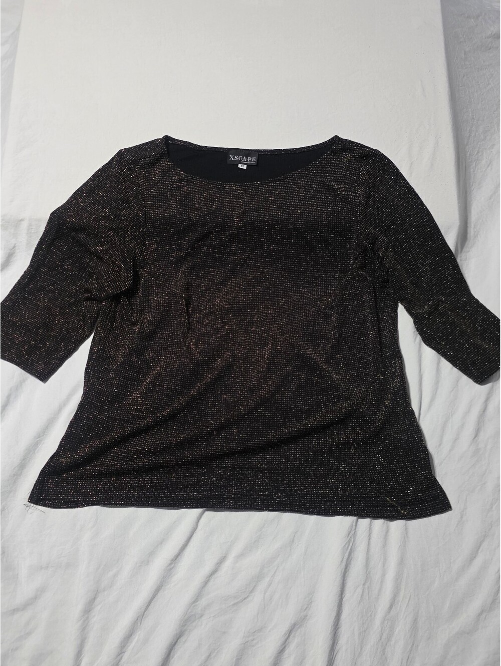 XSCAPE Black and Gold Sparkle Top ✨🖤